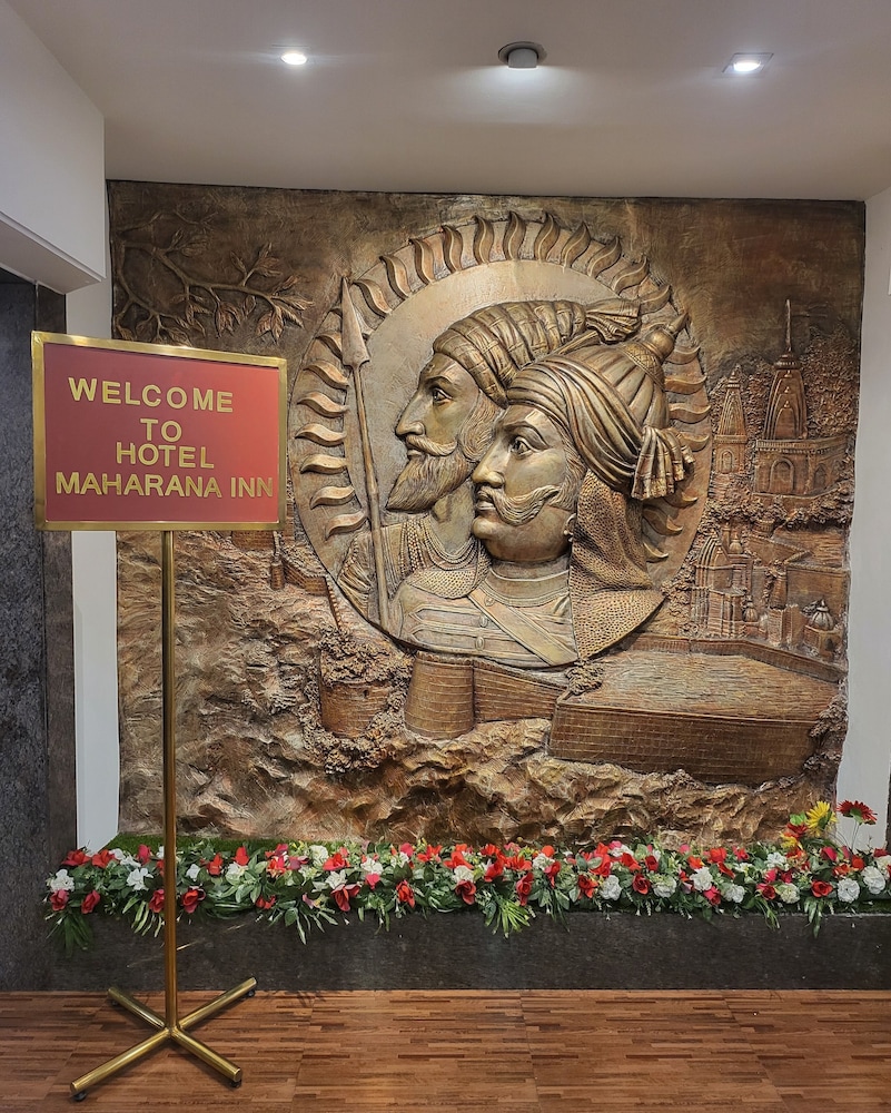 HOTEL MAHARANA INN 5/50