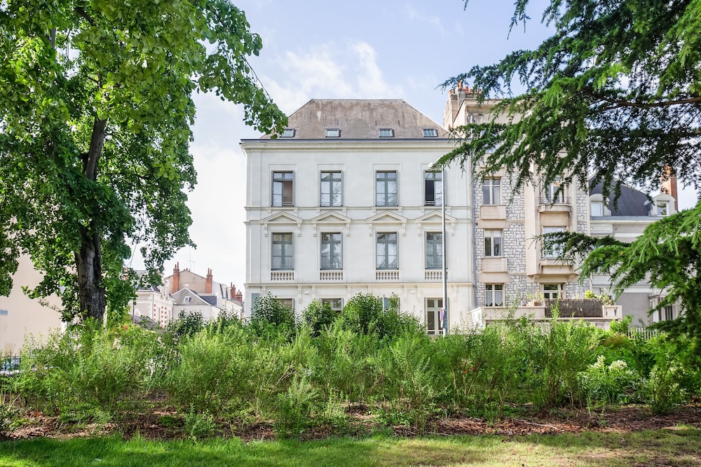 Central Parc 2/44