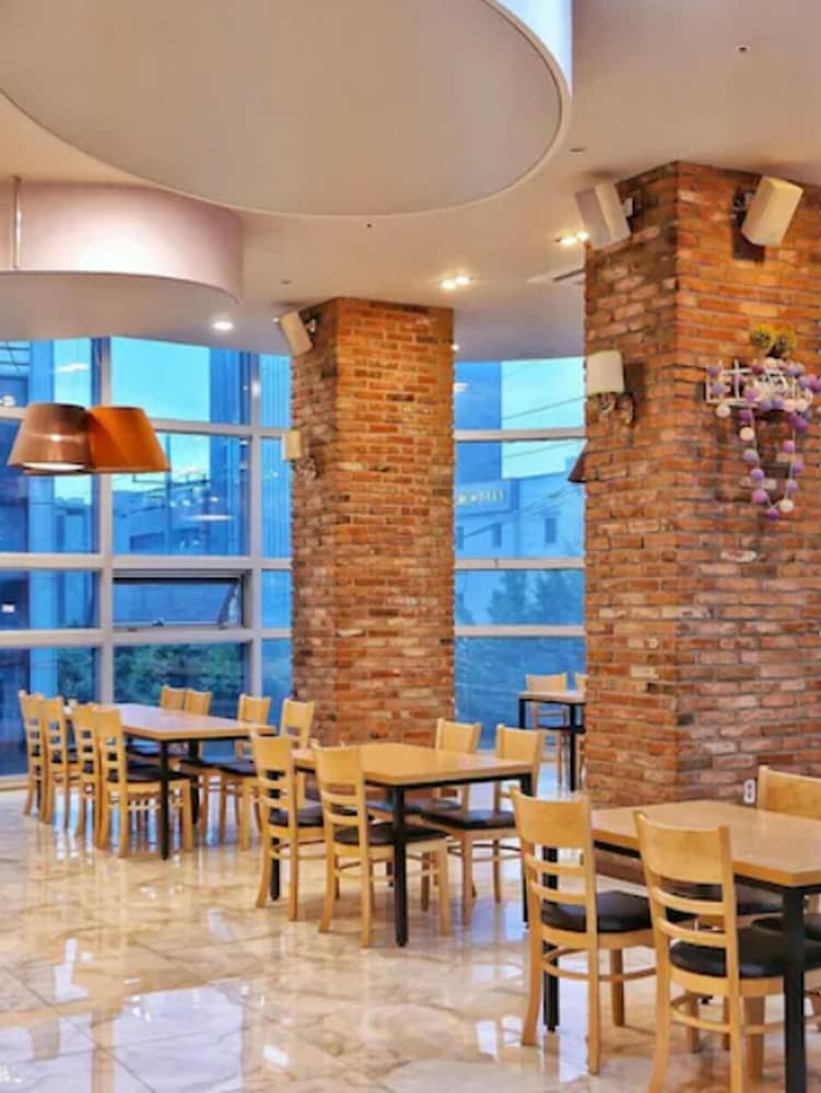 ROSANA BOUTIQUE HOTEL 42/62