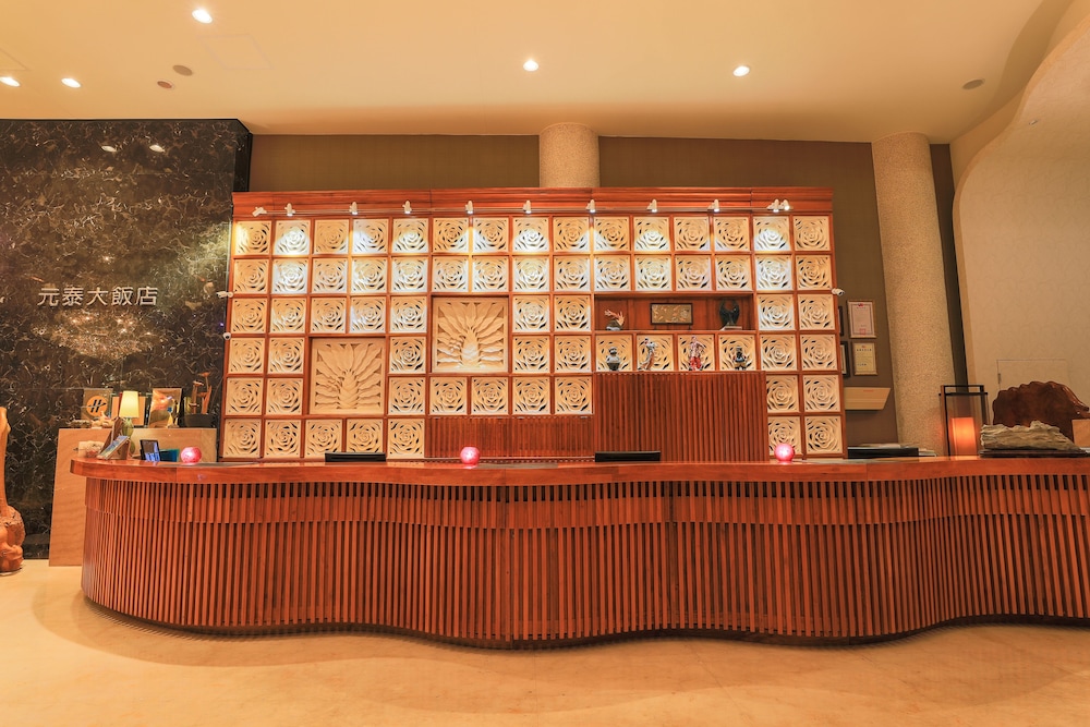 Yentai Hotel 8/41