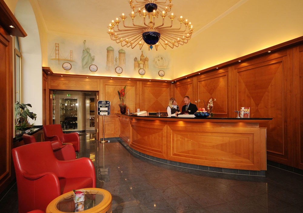 Lobby at Torbrau Hotel, MUNICH