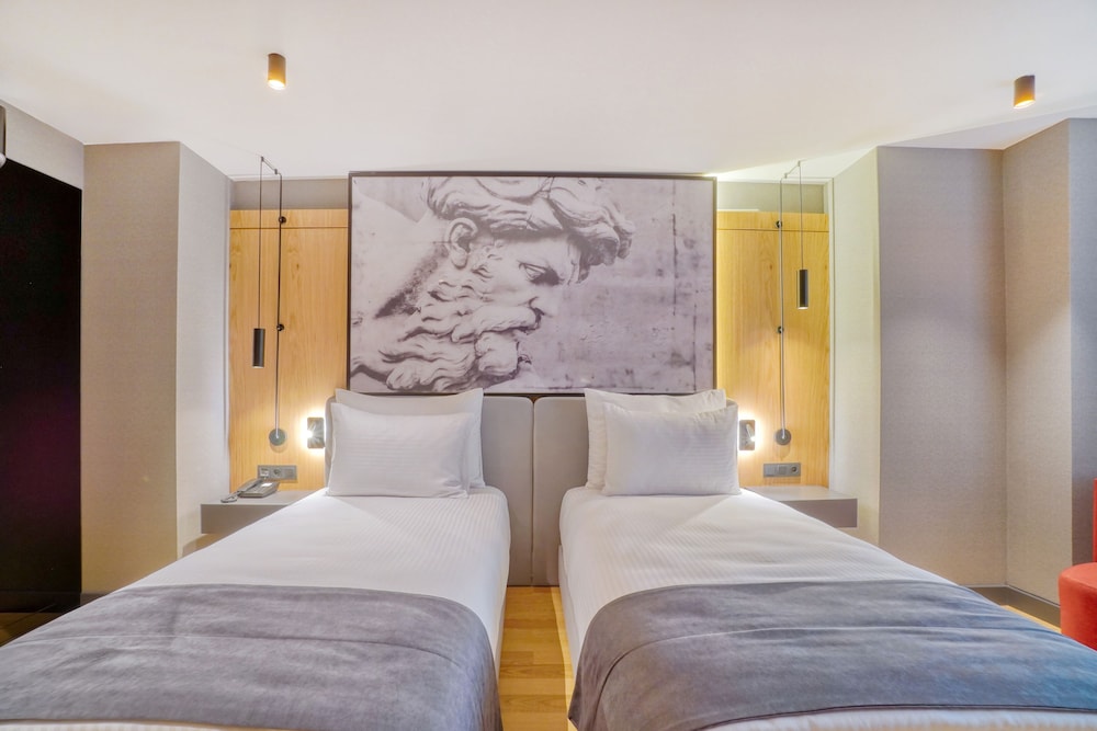 Ibos Hotels Izmir 24/64