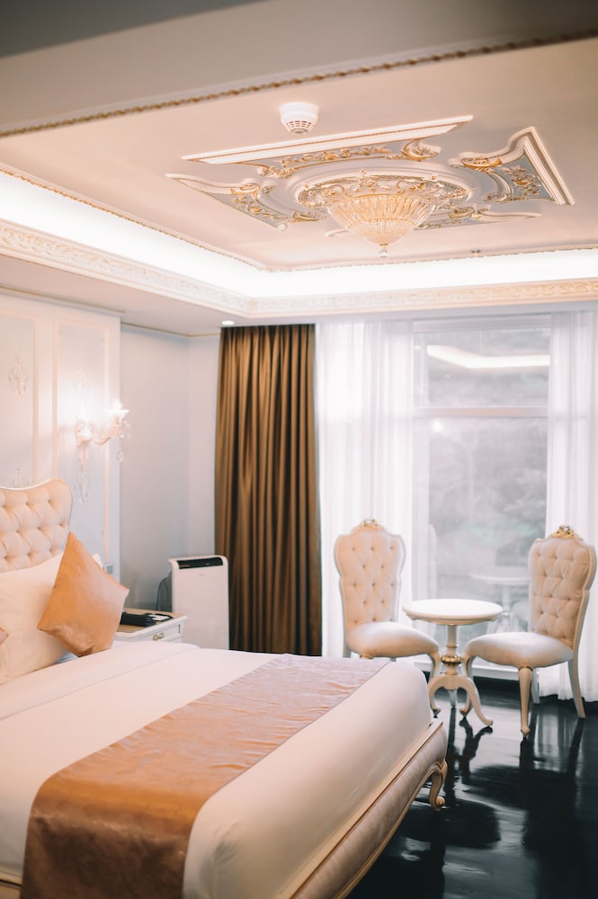 Lafaayette Luxury Suites Baguio 18/50
