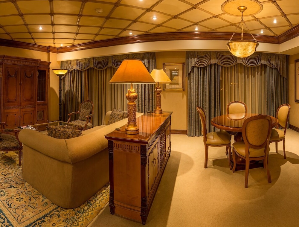 D oreale Grande Hotel Emperors Palace 28/38
