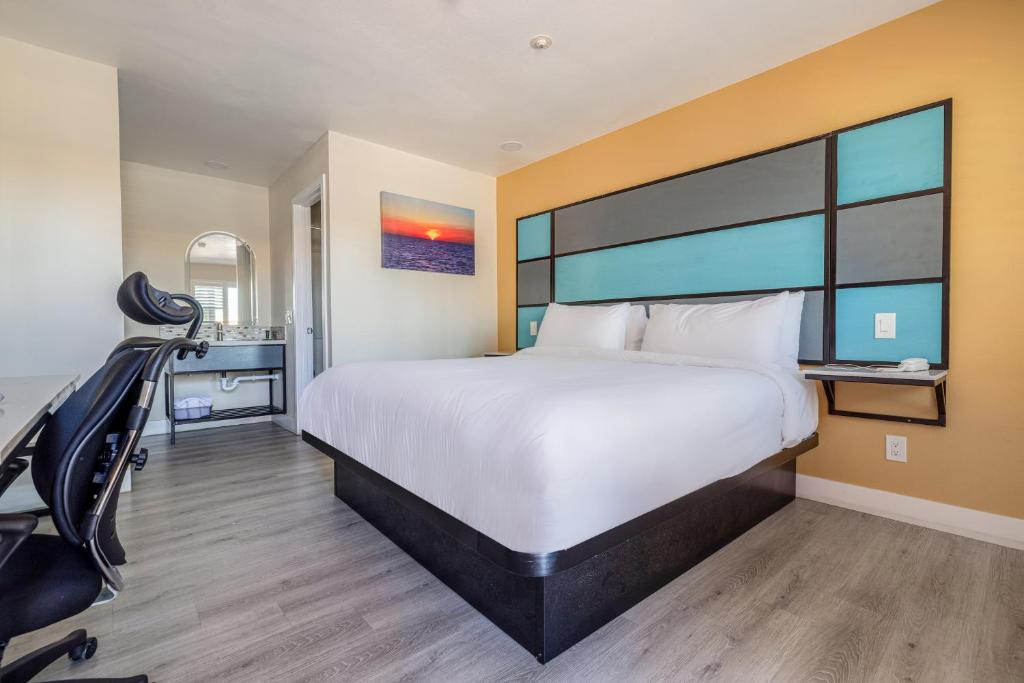 Hotel Avenida Victorville I-15 21/44