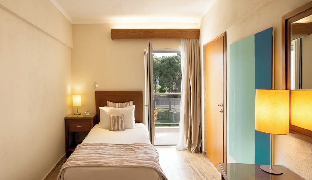 ROOM, SINGLE, GARDEN VIEW