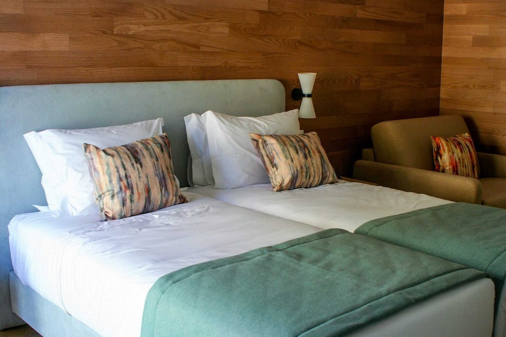 Cascais City & Beach Hotel 33/42