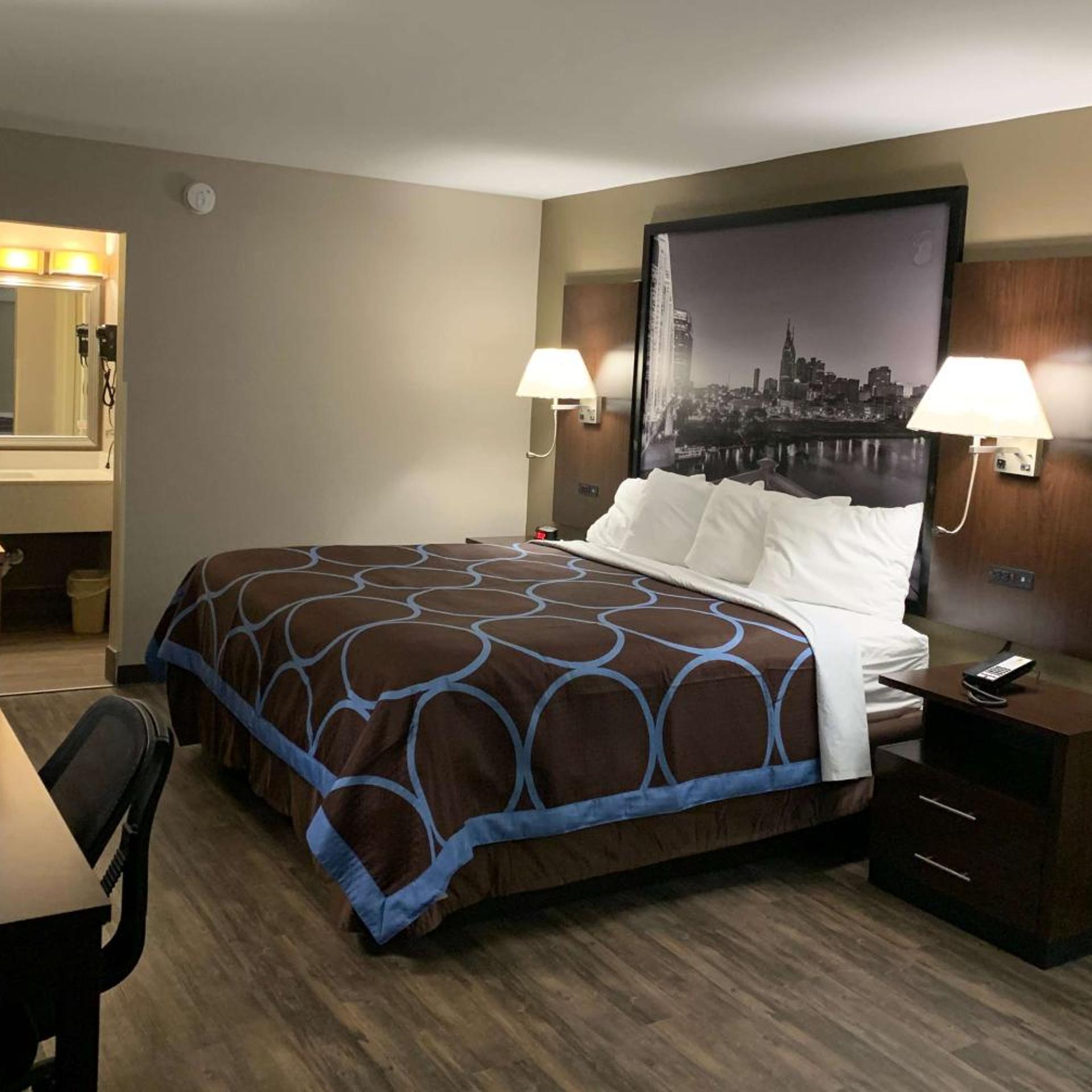 Super 8 By Wyndham Cookeville 6/23