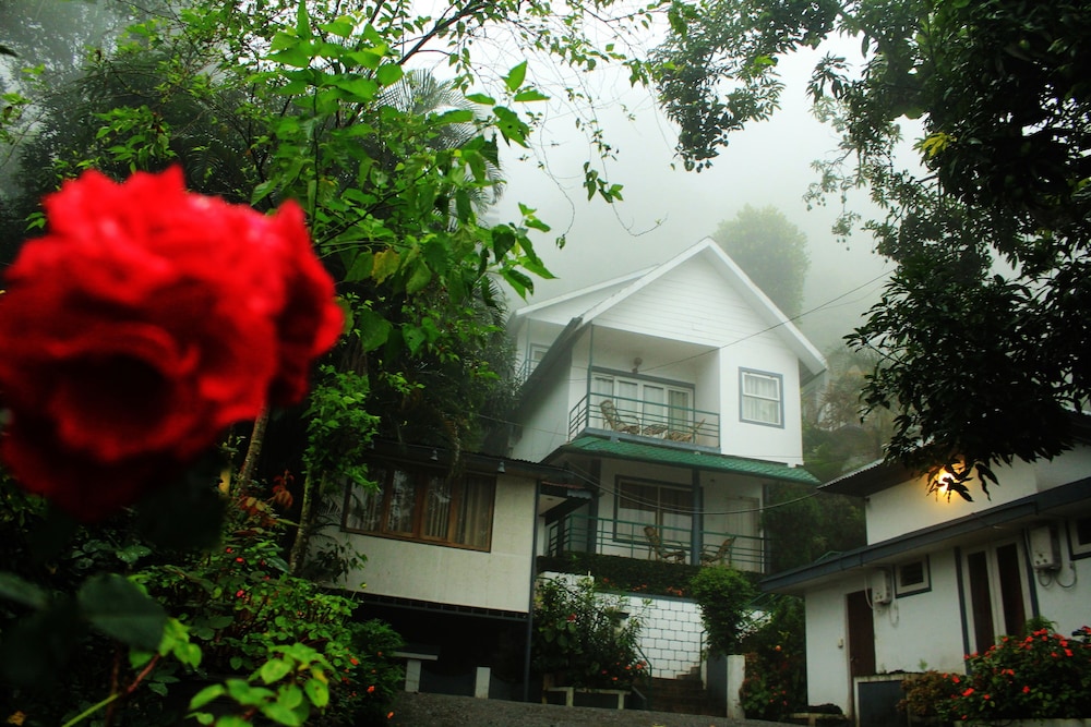 BELLA VISTA RESORT 4/48