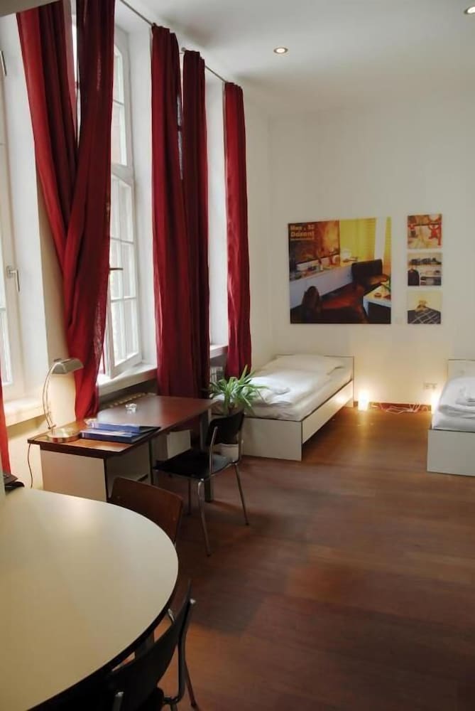 GLS Studio Hotel Berlin 23/33
