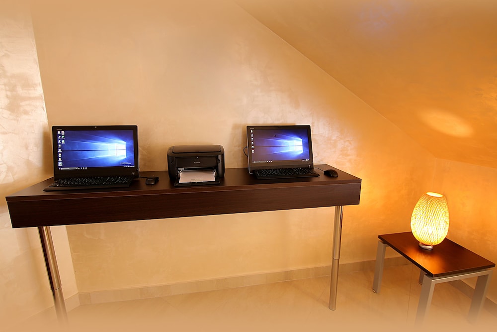 Viola Hotel Suites 26/35