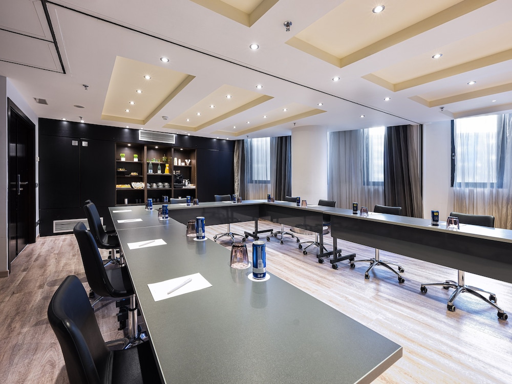 Hotel Barcelona Condal Mar Affiliated by Melia 60/67