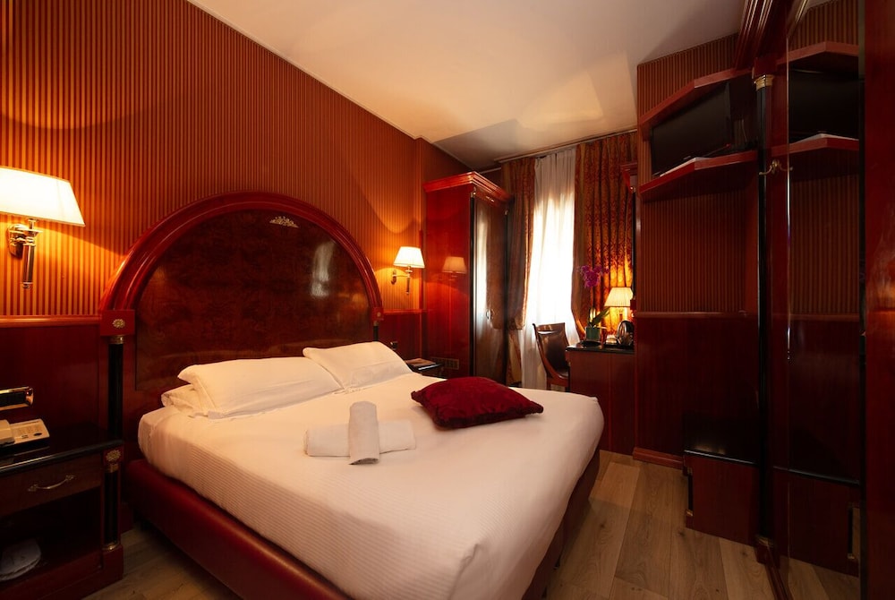 Hotel Vittoria 16/50