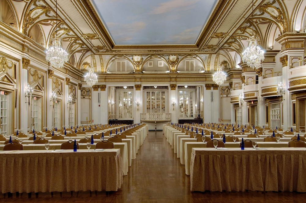 Fairmont Copley Plaza 73/105