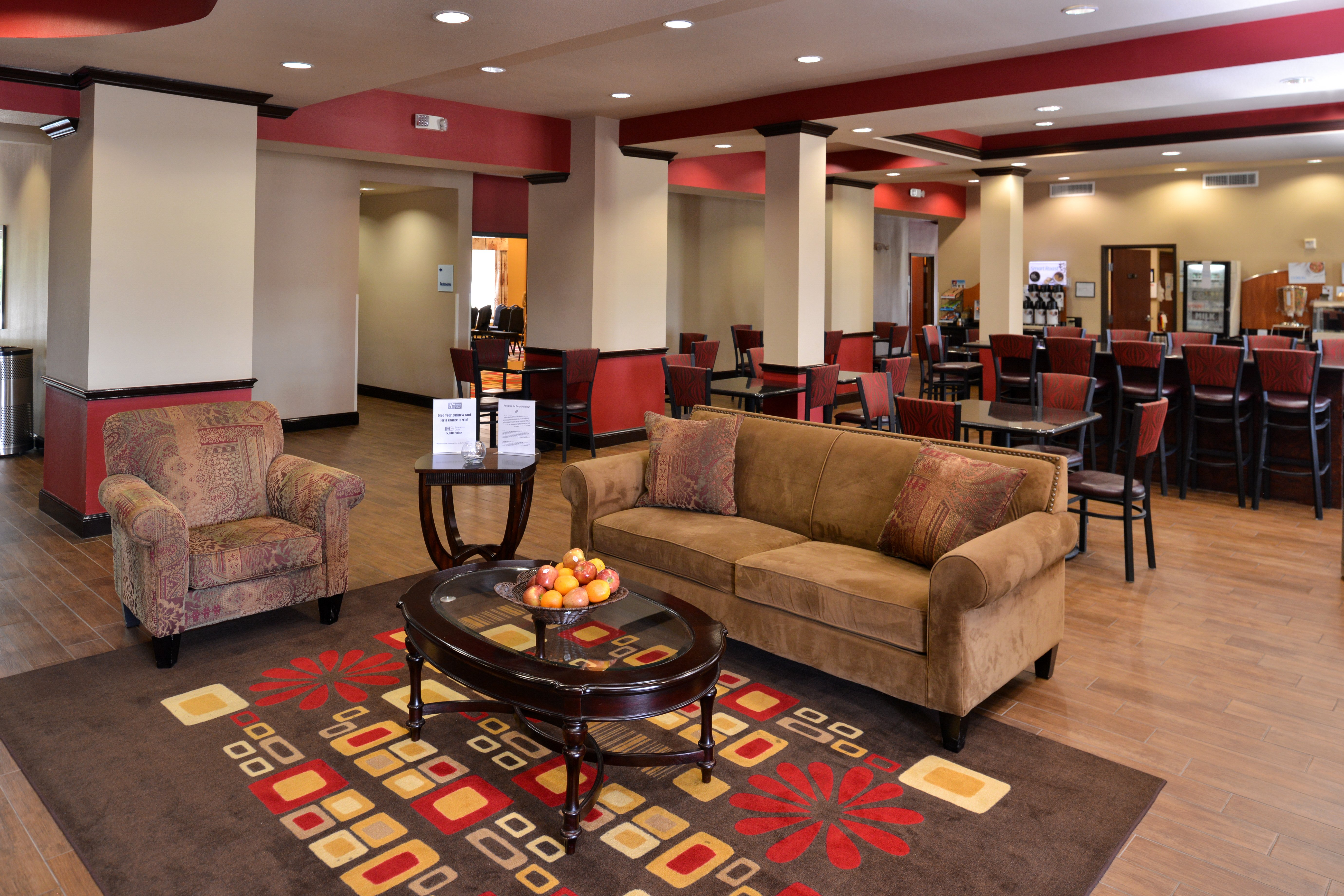 Holiday Inn Express Hotel Suites Sherman Hwy 75 18/22
