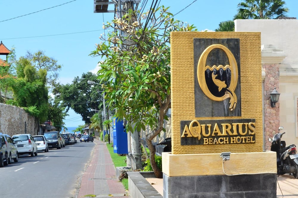 Aquarius Beach Hotel 61/64