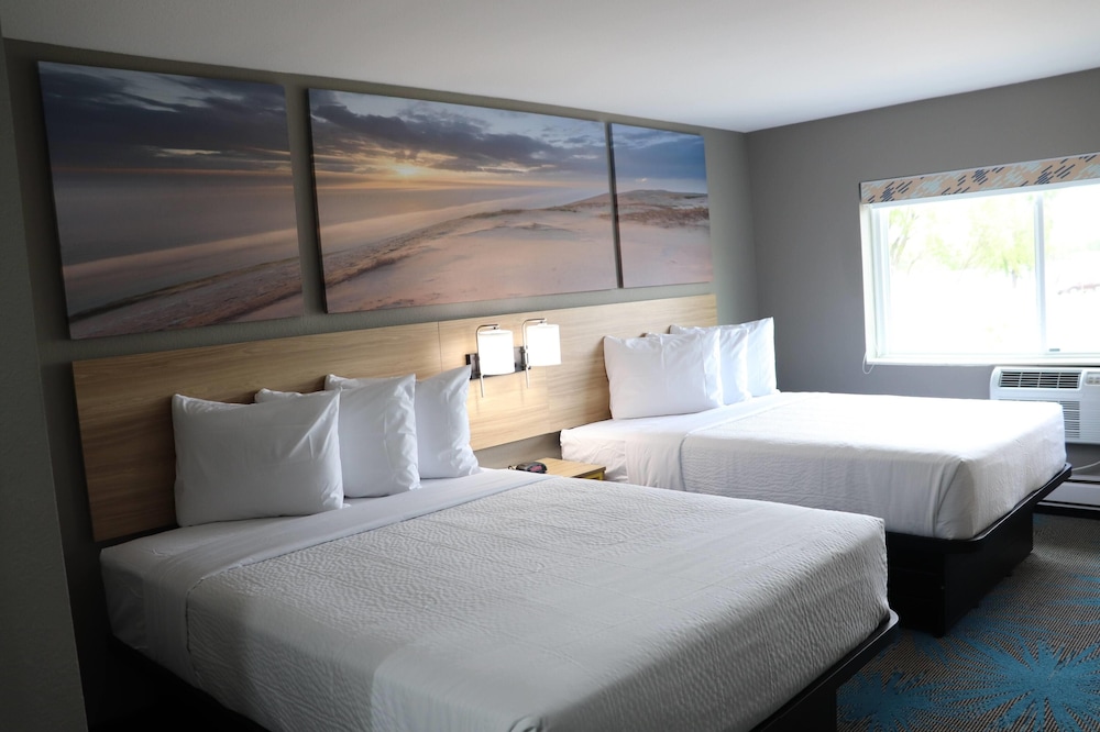Days Inn by Wyndham La Crosse 27/59