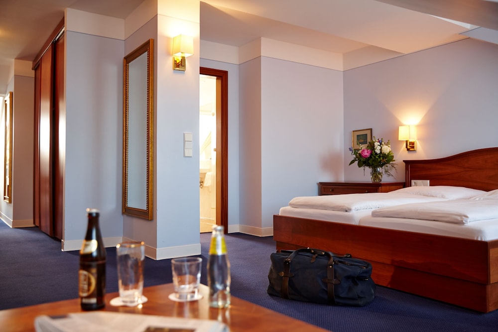 Hotel Concorde Munchen 12/49