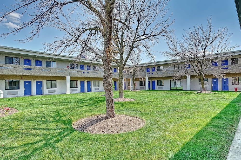 Motel6 Villa Park, IL - Chicago West 57/65