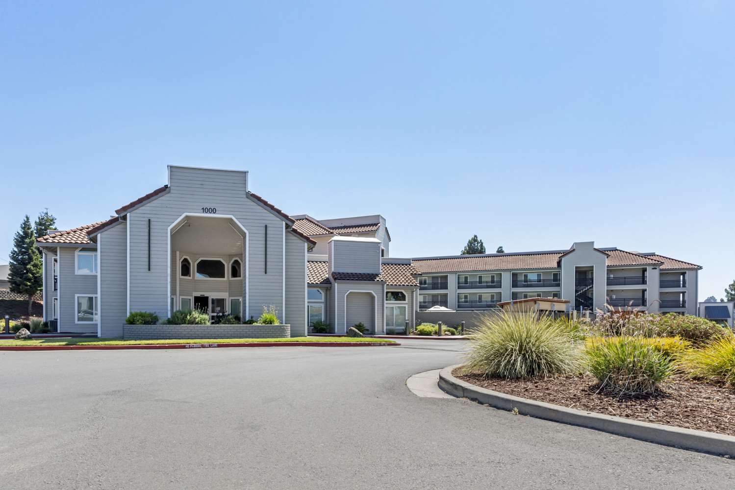 Country Inn & Suites by Radisson, Vallejo Napa Valley, CA 32/35