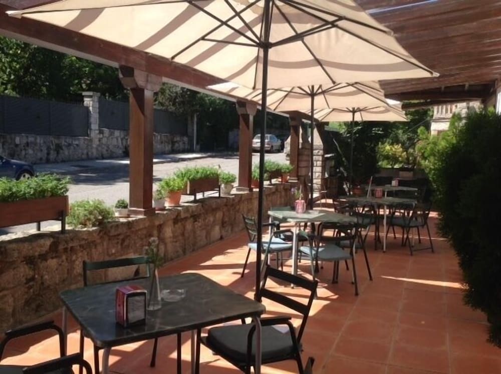 HOSTAL SIETE PICOS 27/46