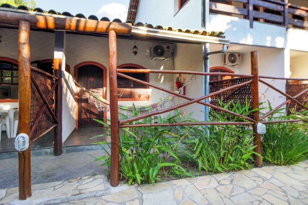 Feiticeira Praia Hotel 8/79