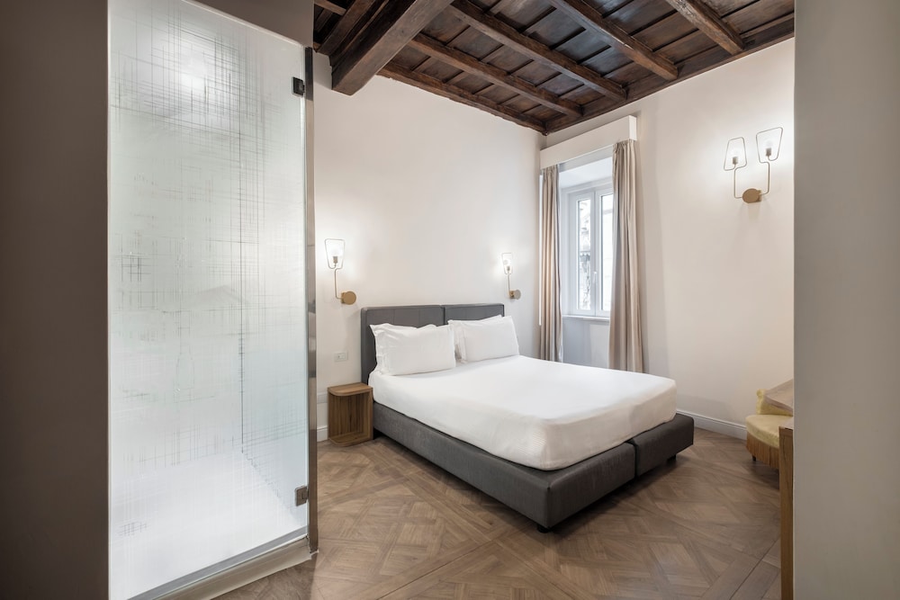 Standard, Queen Bed, Dimora Trevi Suites 4/6