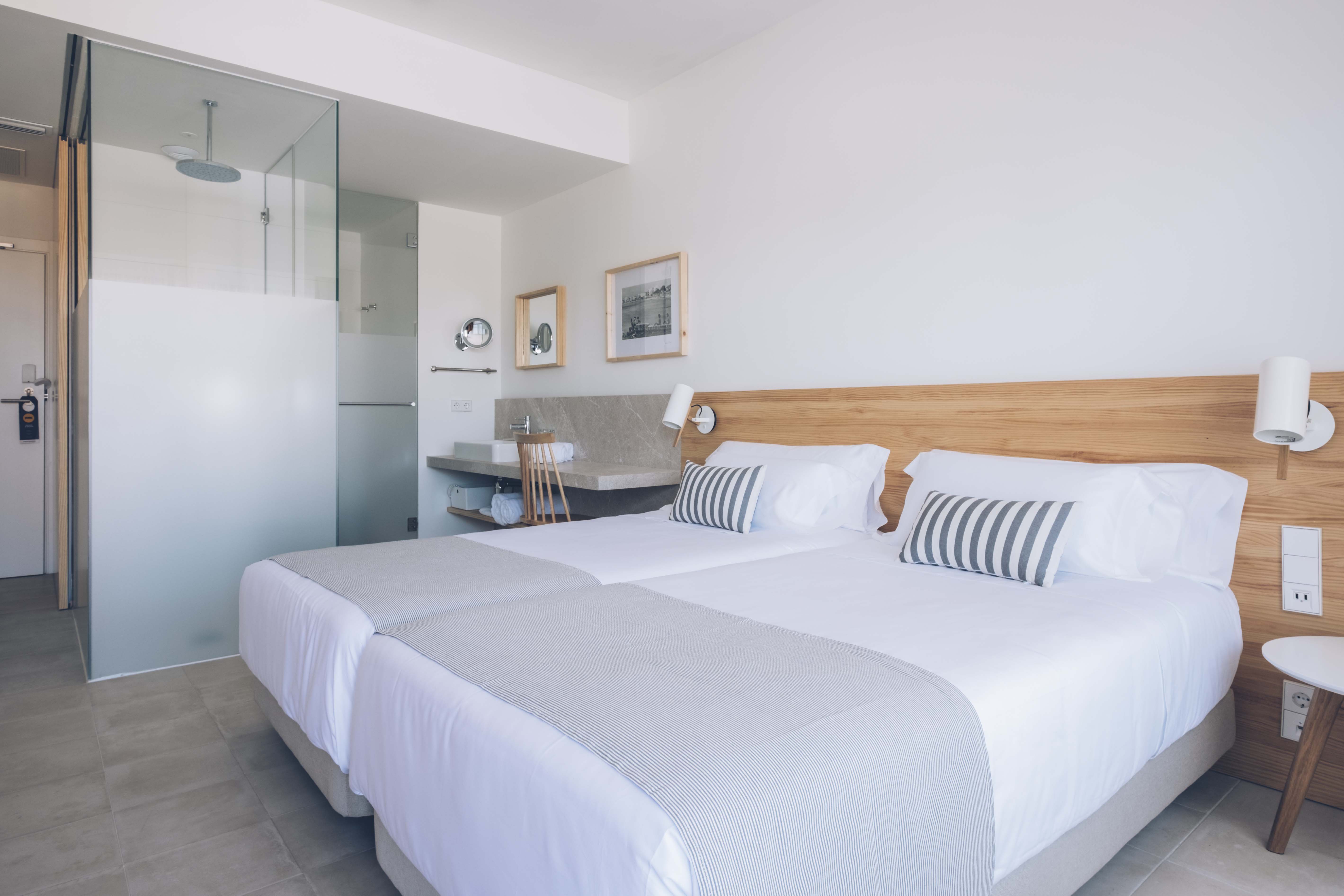 Room, Double Bed, Sea View, Balcony, AYA Seahotel - Adults Only 2/2