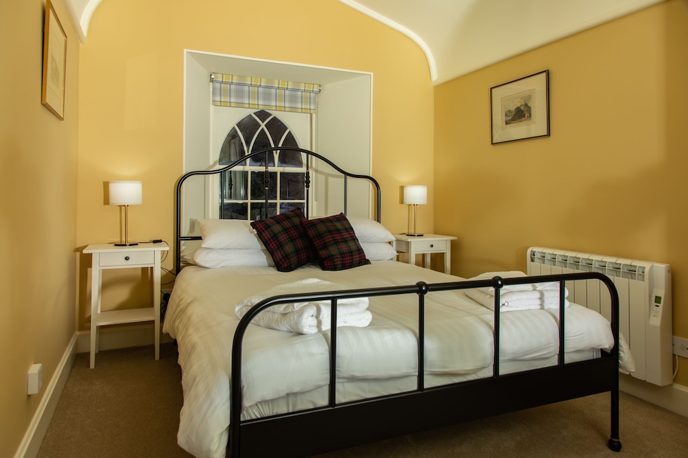 Armadale Castle 16/50