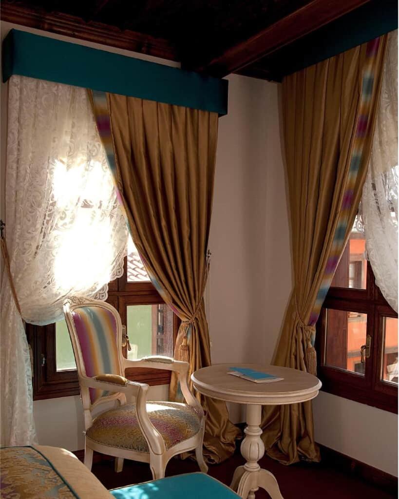 Arasta Konak Boutique Hotel 49/51