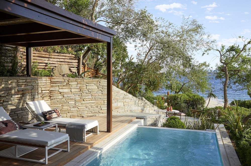 Grand, Suite, Double and Twin Beds, Sea Front, Private Pool