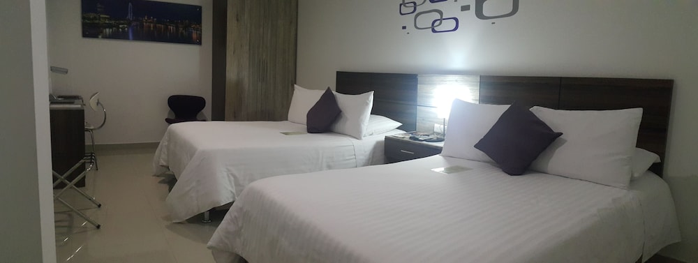 SUPERIOR, 2 DOUBLE BEDS