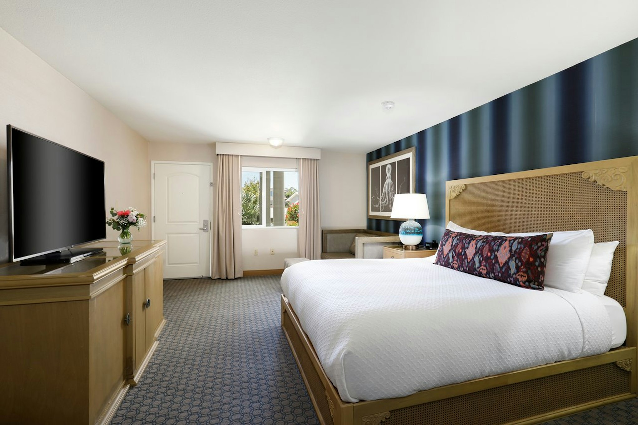 Traditional, King Bed