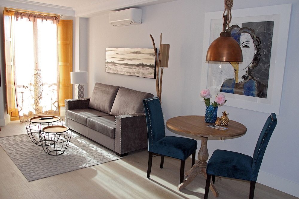 Principia Suites 23/43
