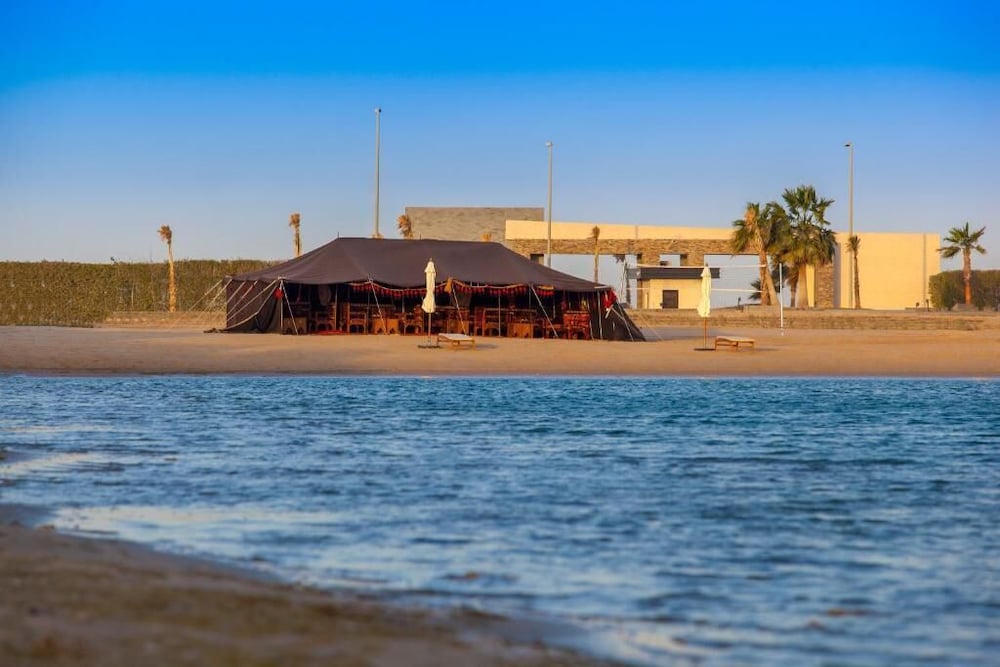 Tamara Beach Resort Half Moon Alkhobar - Families Only 50/52