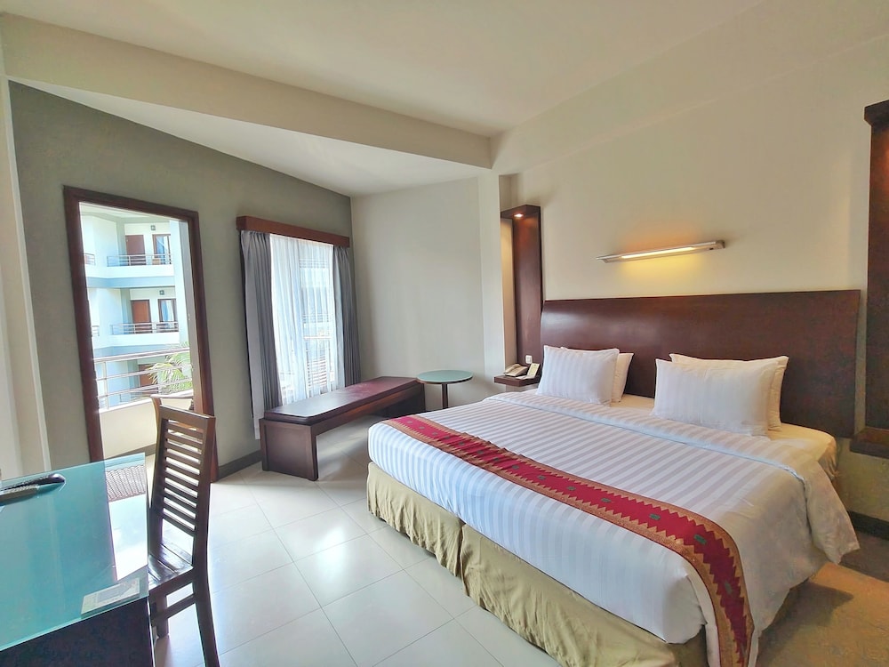 غرفة ديلوكس بسرير كينج، LOMBOK GARDEN HOTEL 2/2