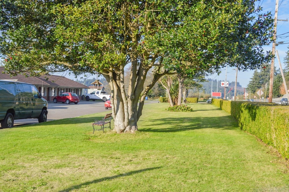 Bay Bridge Motel 29/45