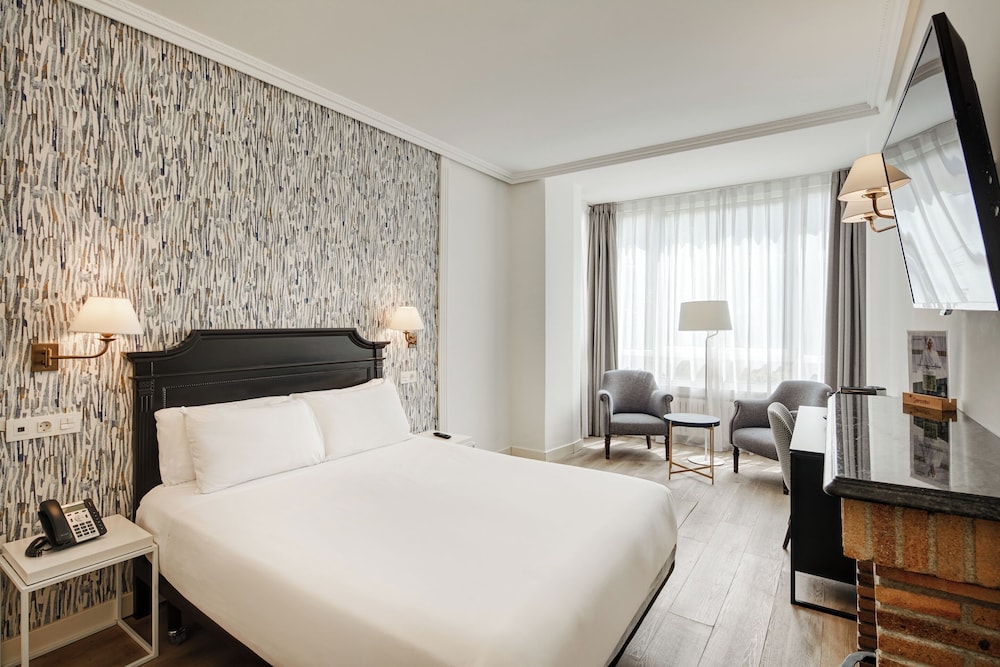 SUPERIOR, DOUBLE BED