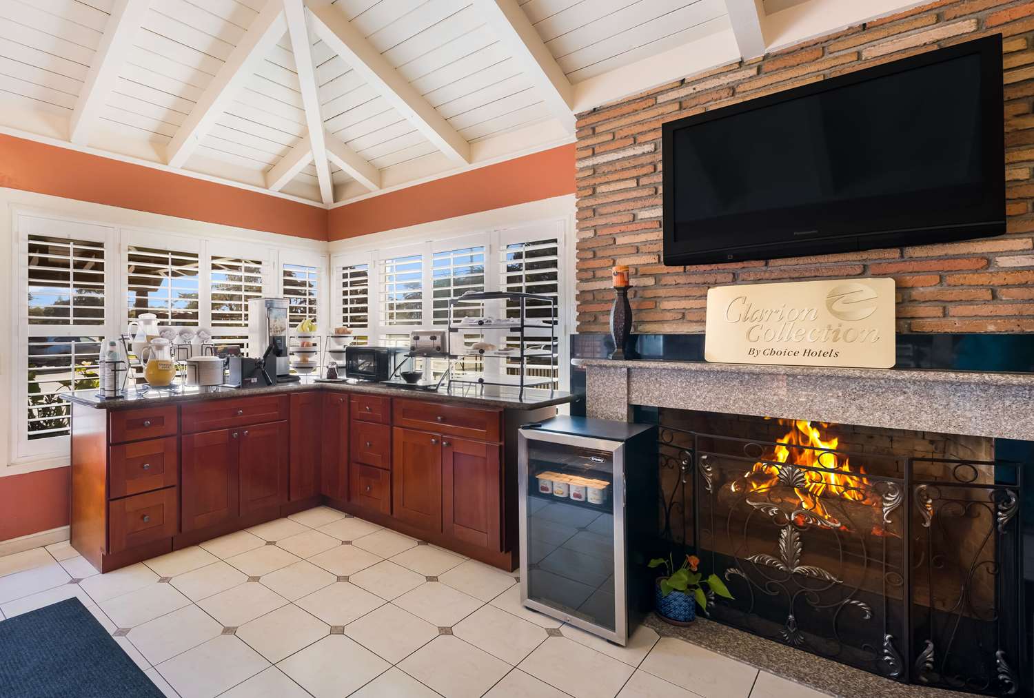 Clarion Collection Hotel Pacific Grove - Monterey 7/30