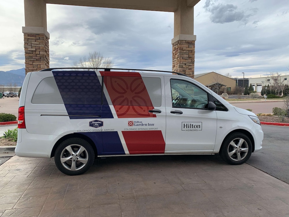 HILTON GARDEN INN COLORADO SPRINGS AIRPORT photo2