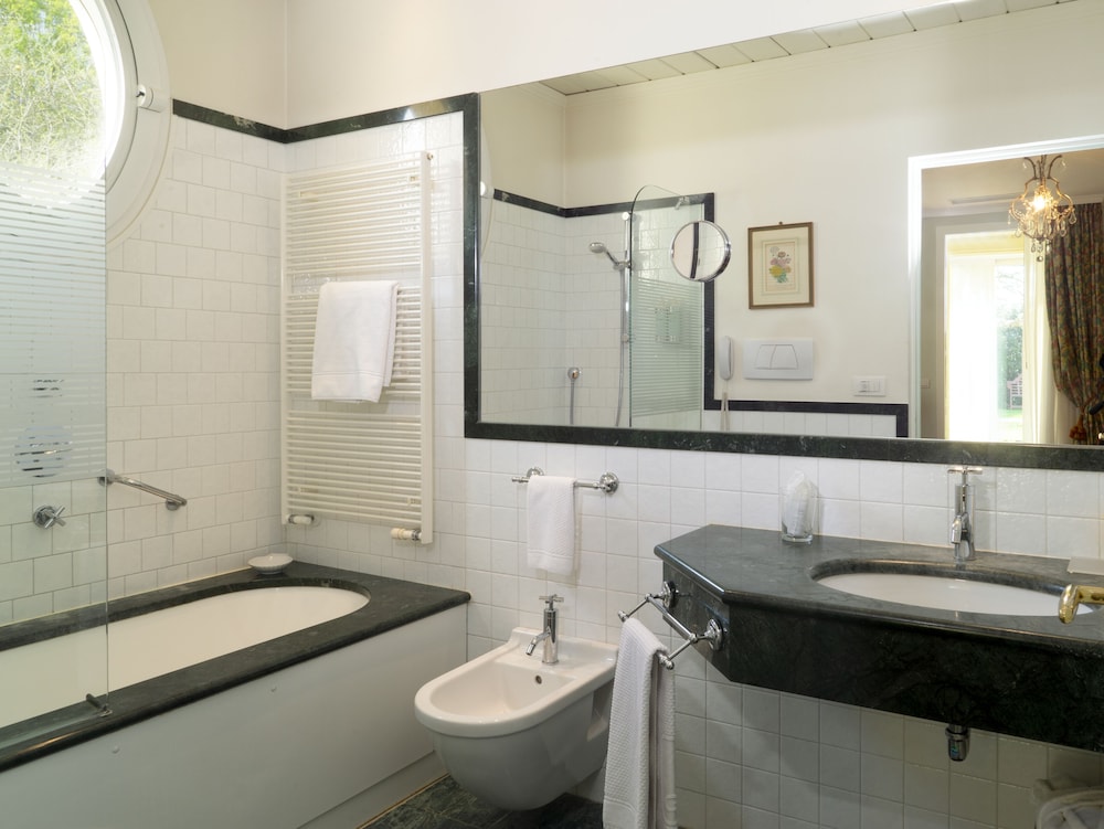 Hotel Relais Villa Abbondanzi 72/77