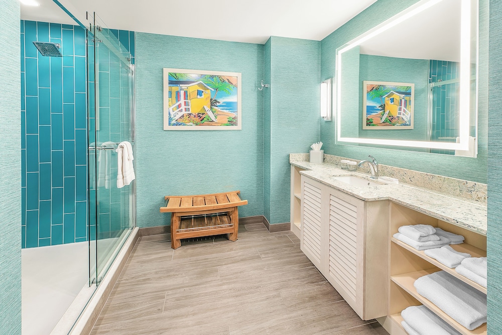 Margaritaville Resort Gatlinburg 37/75