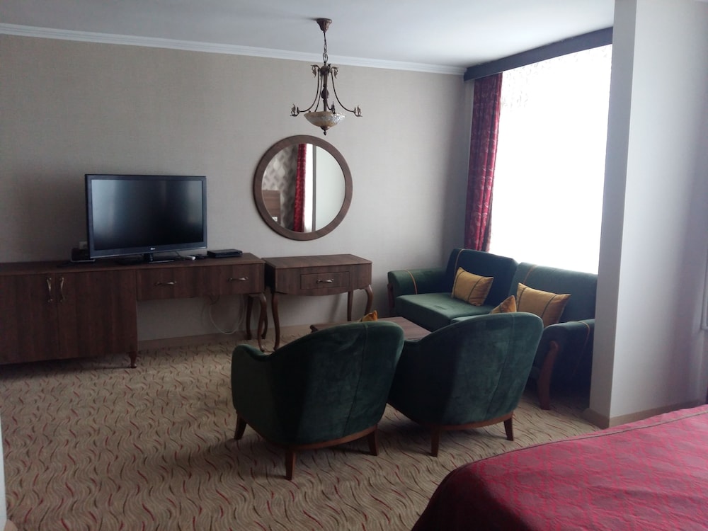 Cihan Hotel 33/49