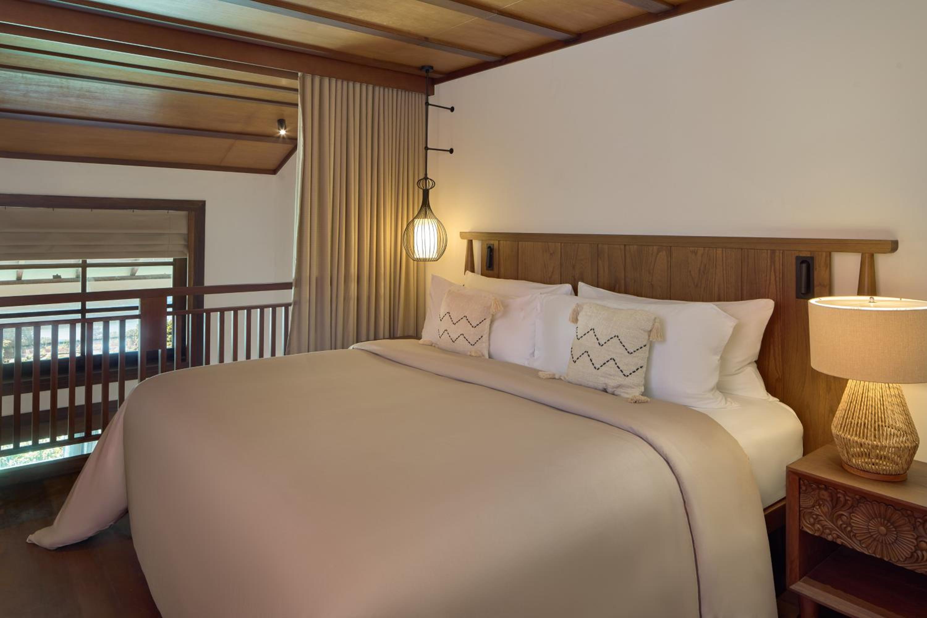 Concierge, Duplex, Family, Suite, Queen Bed