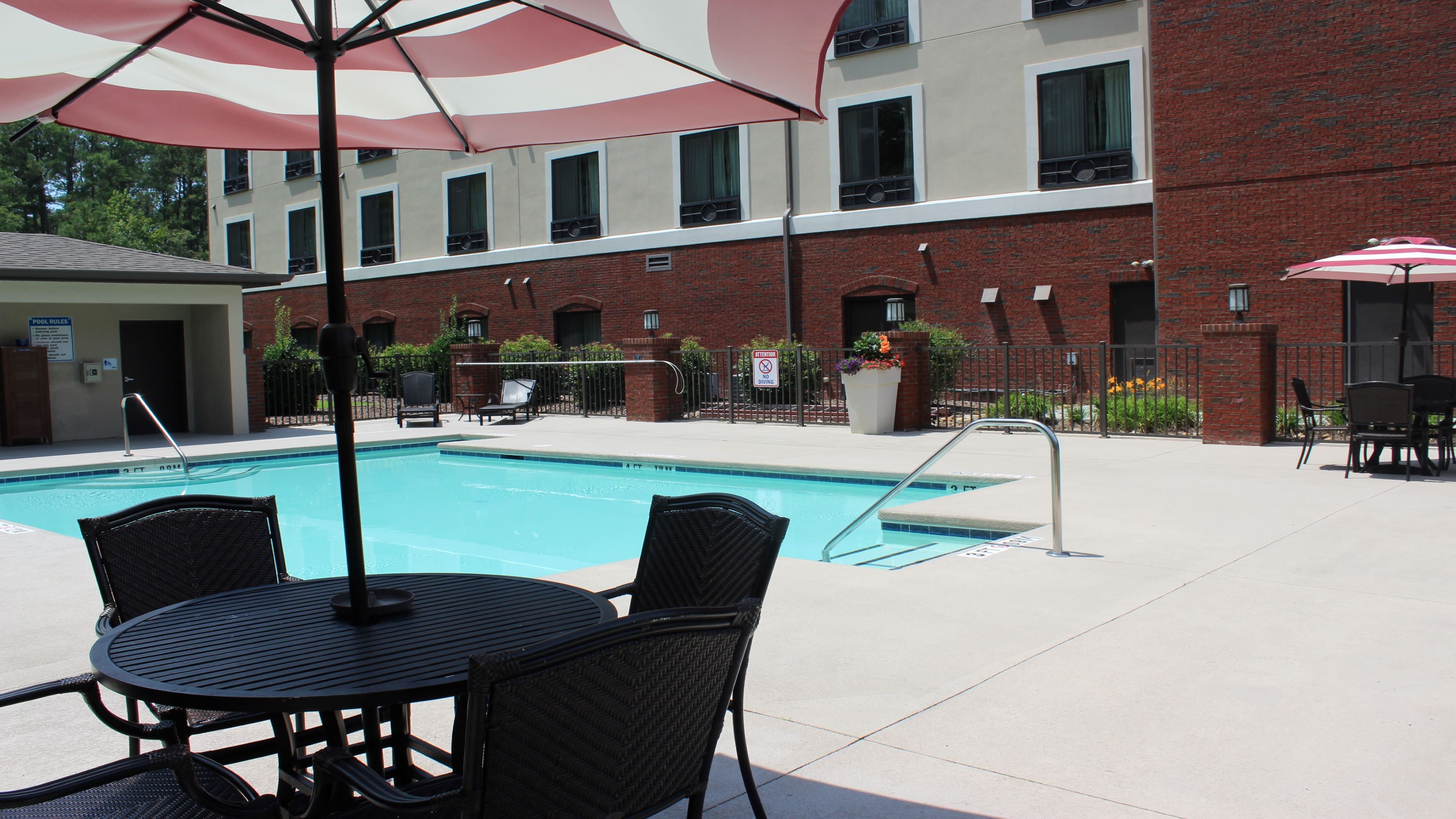 Holiday Inn Express Hotel & Suites Rockingham 58/59