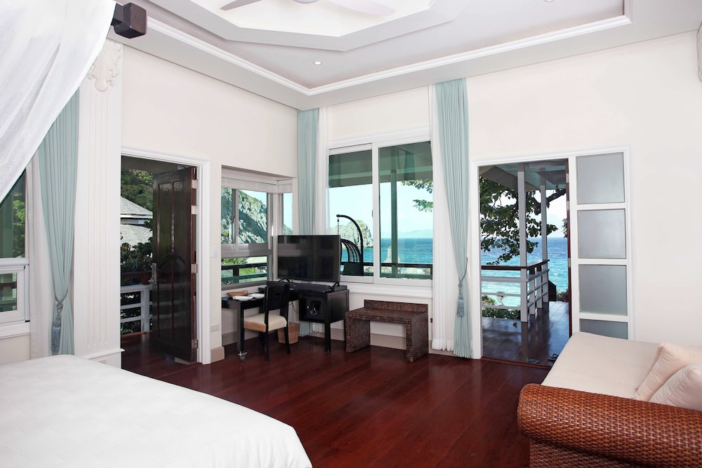 Matinloc Resort 48/68