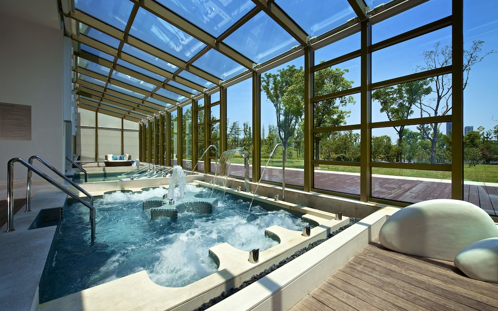 Jinji Lake Grand Hotel Club 3/57