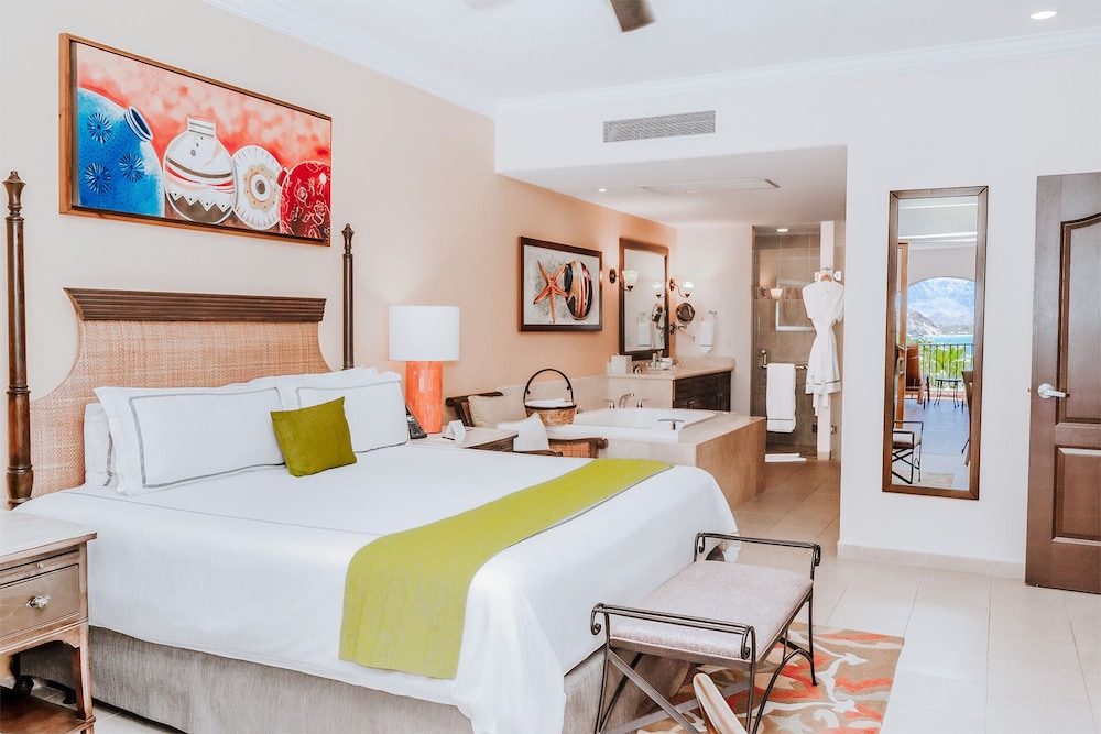 3 Bedrooms, Suite, 2 King Beds, 2 Queen Beds, Sofa, Premium Floor, Villa Del Palmar At the Islands of Loreto 7/10