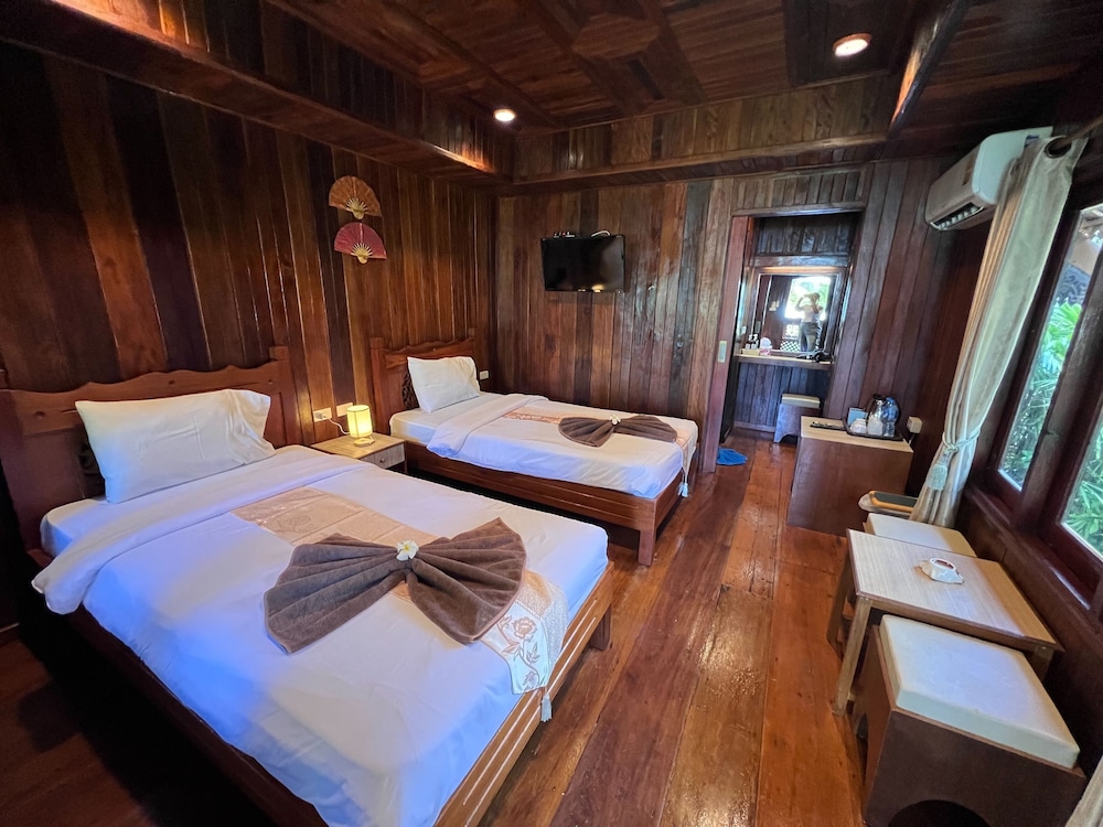 Diamond Beach Resort 14/38