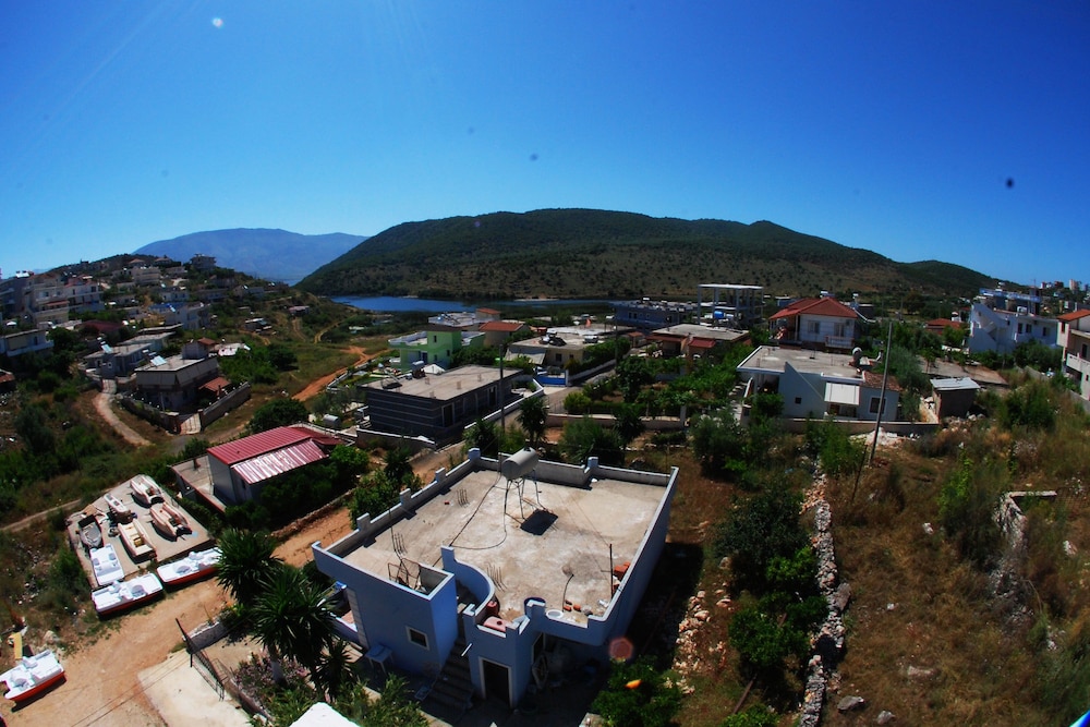 Vila Renato 44/49